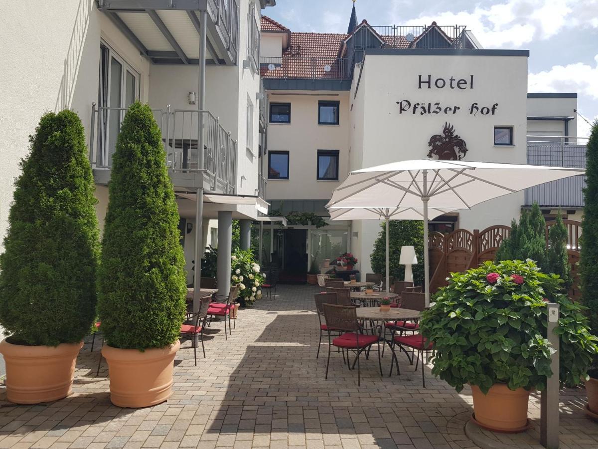 Hotel-Restaurant Pfaelzer Hof イデンコーベン エクステリア 写真