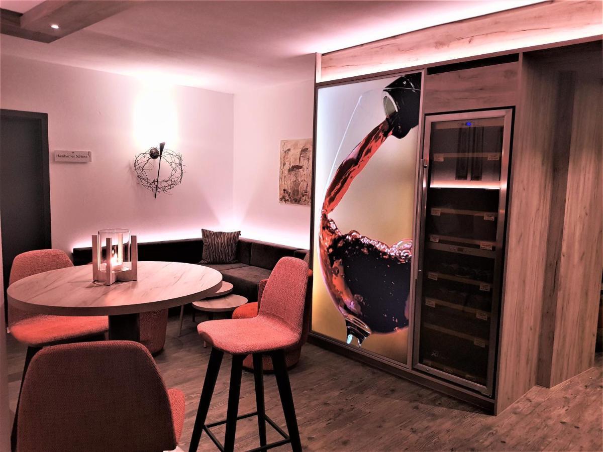 Hotel-Restaurant Pfaelzer Hof イデンコーベン エクステリア 写真