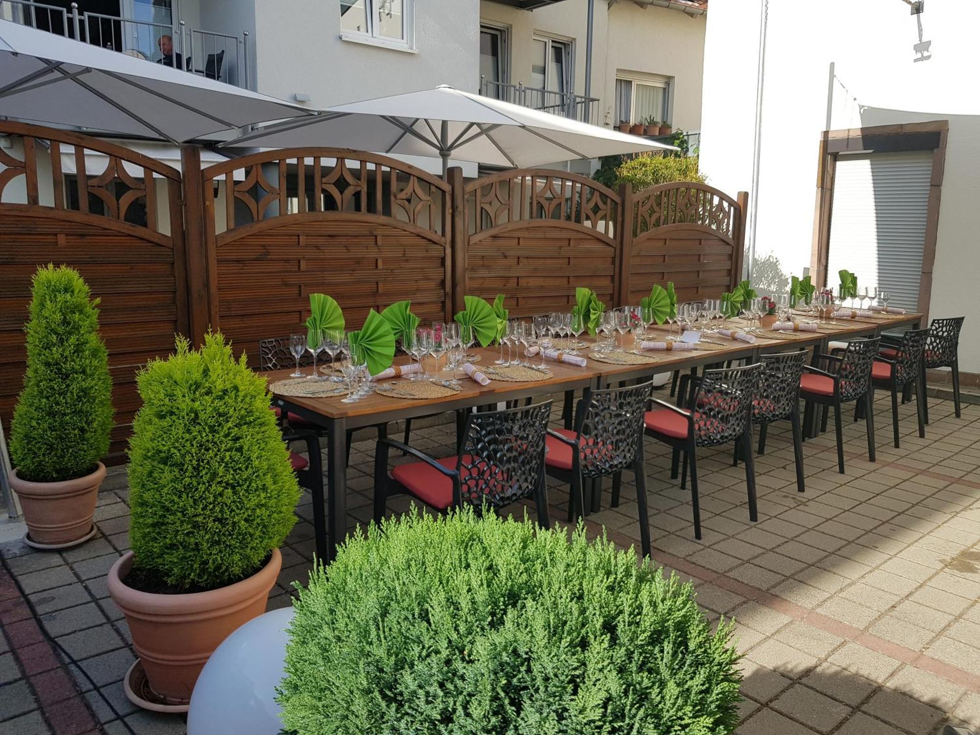 Hotel-Restaurant Pfaelzer Hof イデンコーベン エクステリア 写真